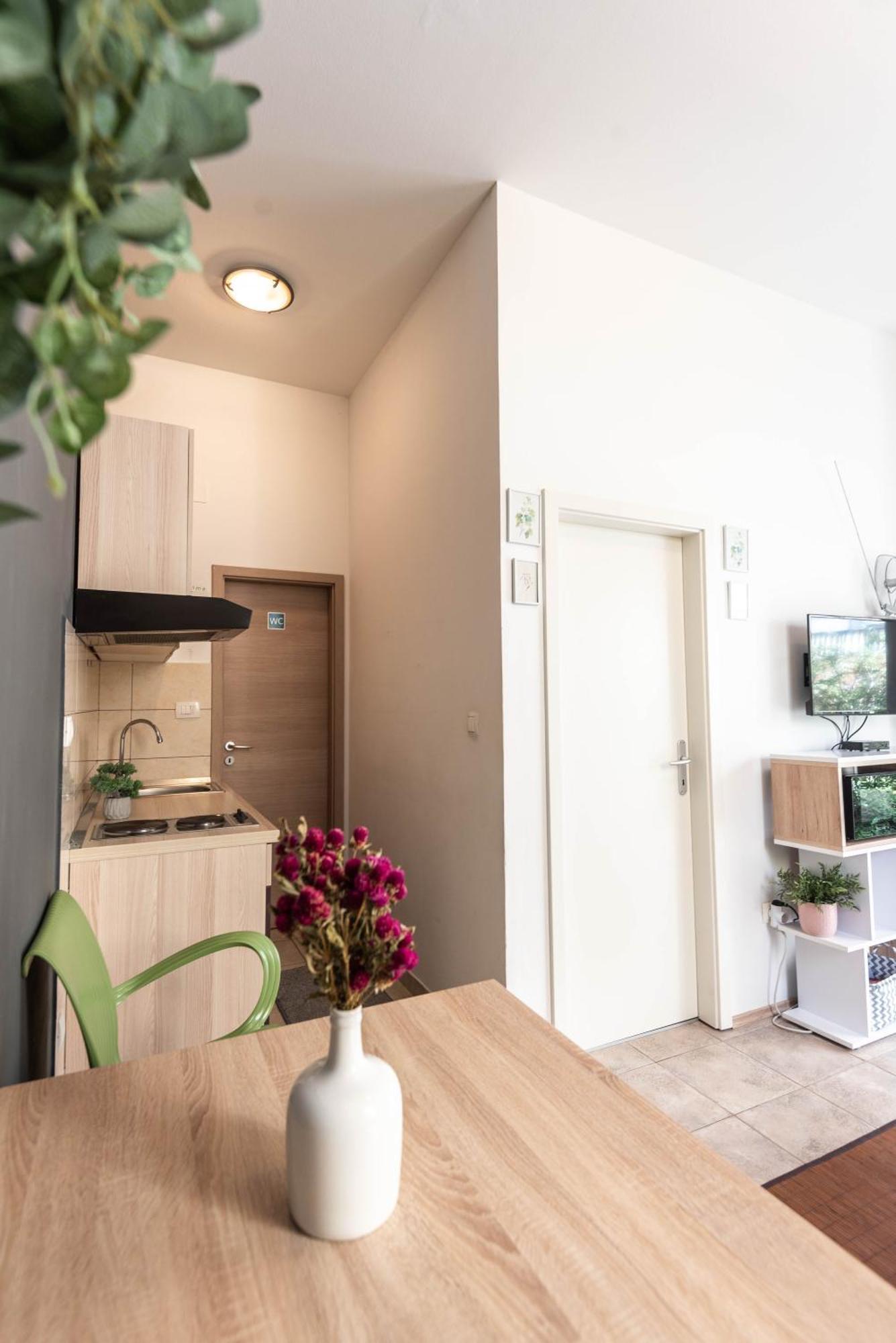 Ferienwohnung Apartman Kata Split Exterior foto